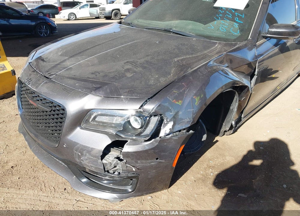 2021 CHRYSLER 300 VIN: 2C3CCABT7MH683399