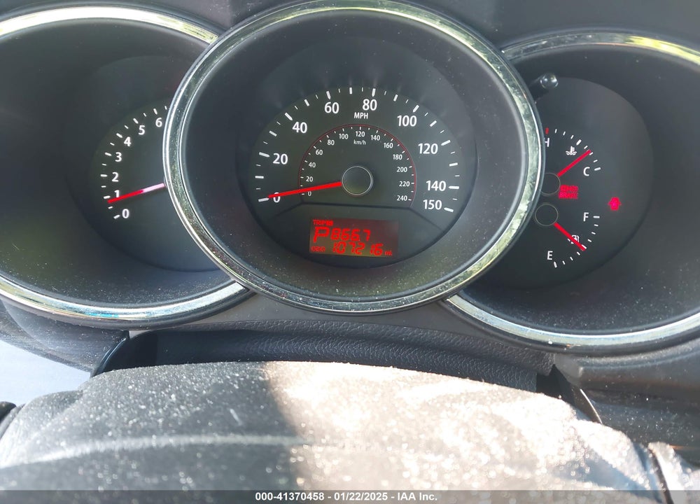 2013 KIA SORENTO VIN: 5XYKTDA20DG385289