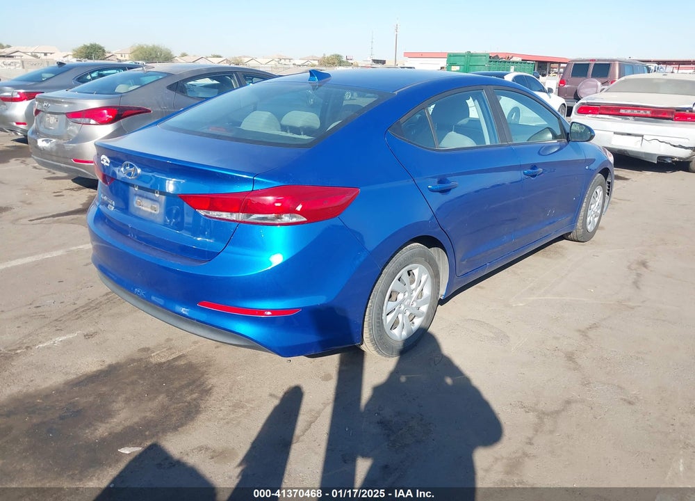 2017 HYUNDAI ELANTRA VIN: 5NPD74LF9HH182638