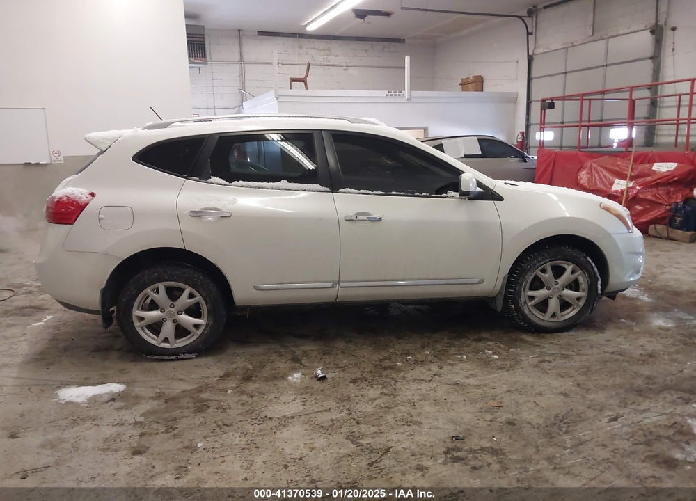 2011 NISSAN ROGUE SV VIN: JN8AS5MVXBW272044