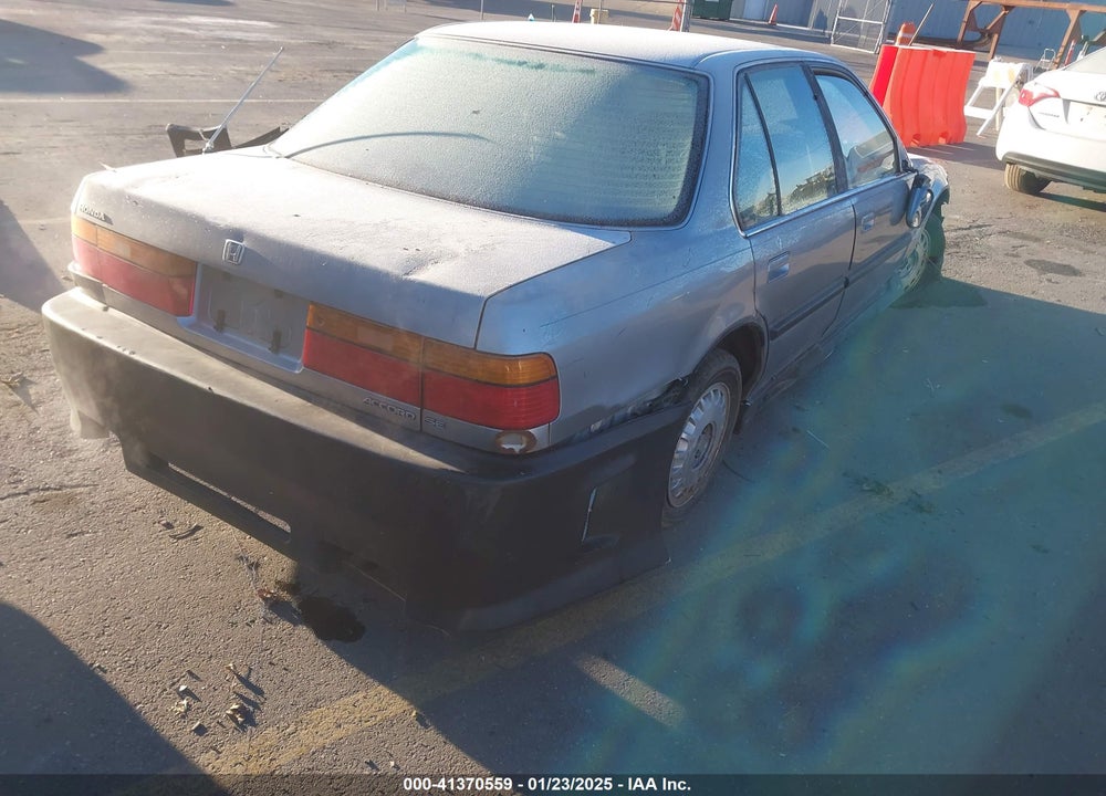 1991 HONDA ACCORD SE VIN: JHMCB7684MC072657