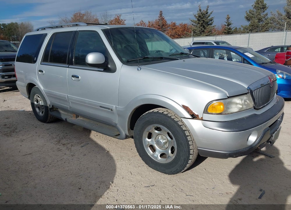 1999 LINCOLN NAVIGATOR VIN: 5LMPU28A4XLJ41053