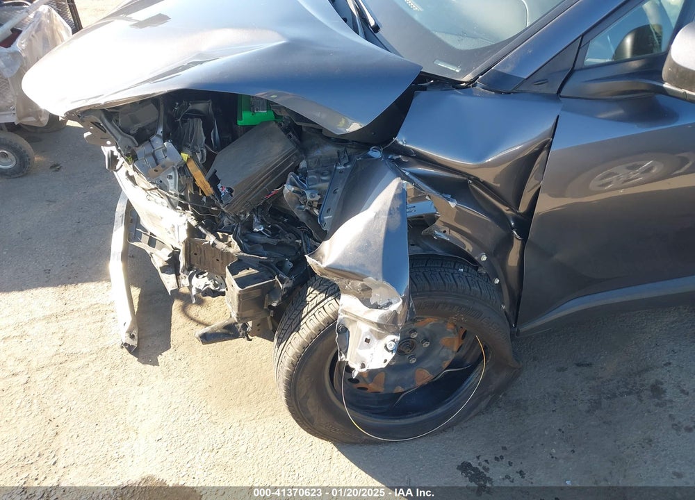 2019 TOYOTA C-HR VIN: JTNKHMBXXK1039920