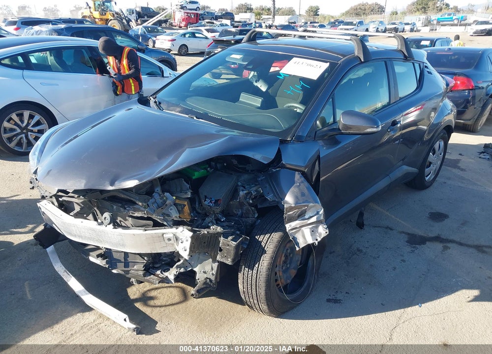 2019 TOYOTA C-HR VIN: JTNKHMBXXK1039920