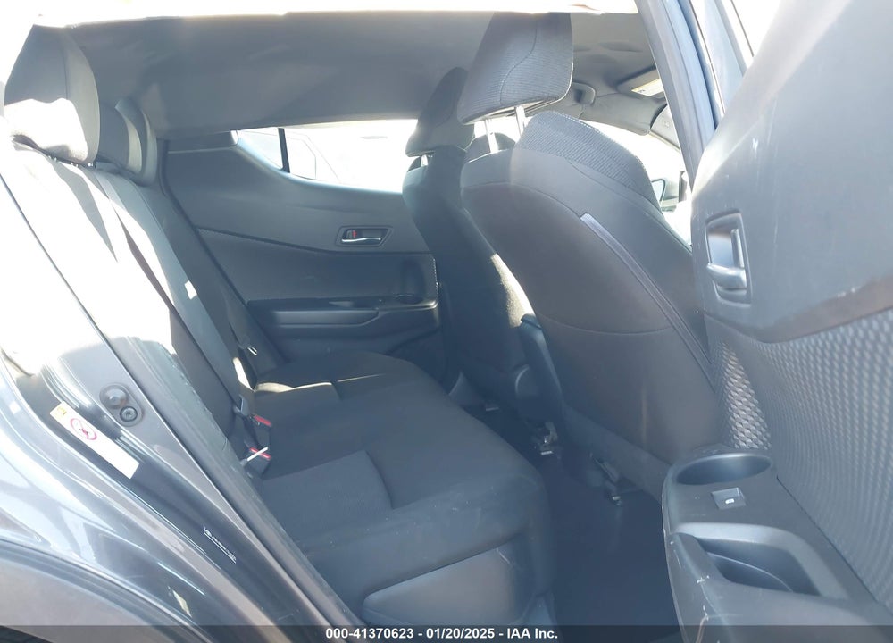 2019 TOYOTA C-HR VIN: JTNKHMBXXK1039920