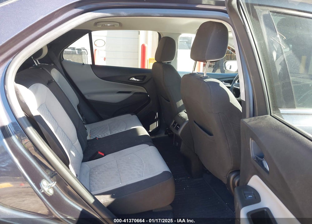 2018 CHEVROLET EQUINOX LT VIN: 3GNAXJEV8JS542622