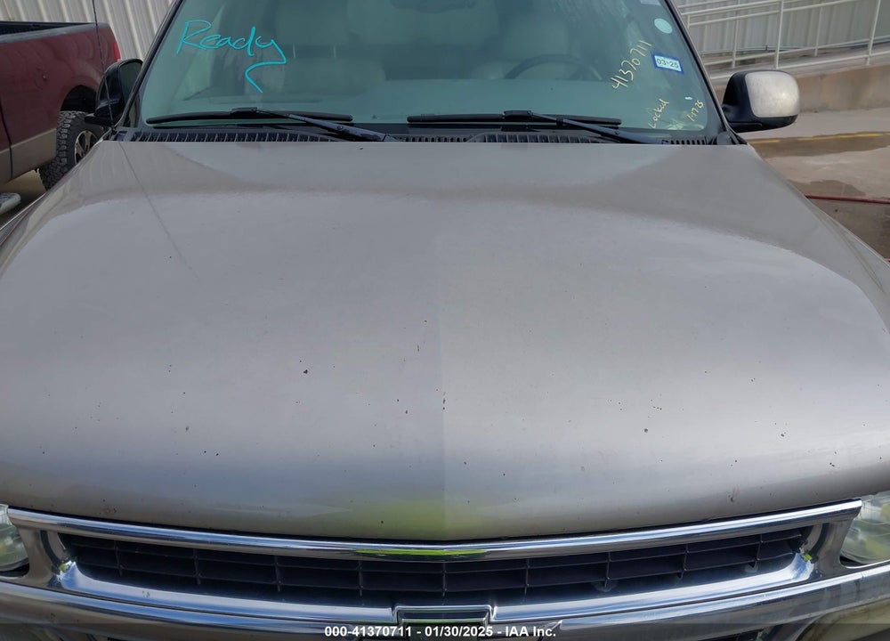 2001 CHEVROLET SUBURBAN 1500 LT VIN: 3GNEC16T91G250278