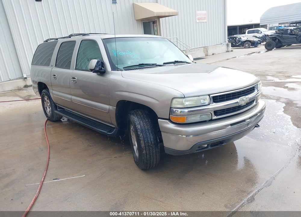 2001 CHEVROLET SUBURBAN 1500 LT VIN: 3GNEC16T91G250278