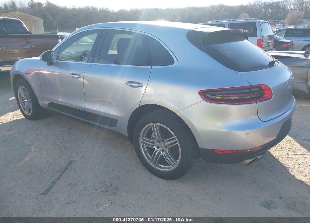 2015 PORSCHE MACAN S VIN: WP1AB2A52FLB55756
