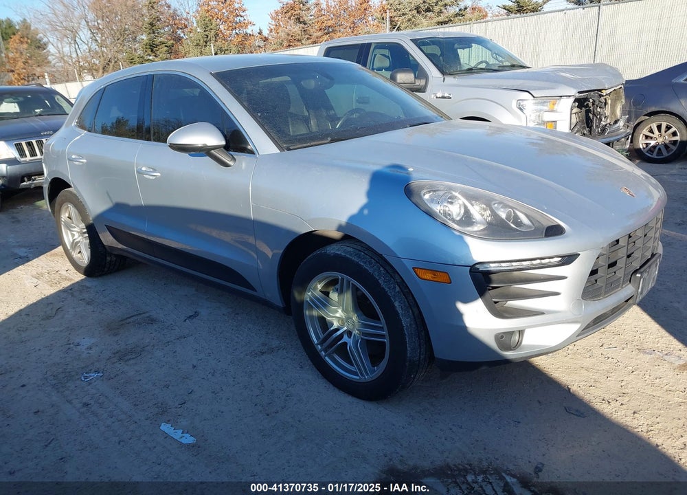 2015 PORSCHE MACAN S VIN: WP1AB2A52FLB55756