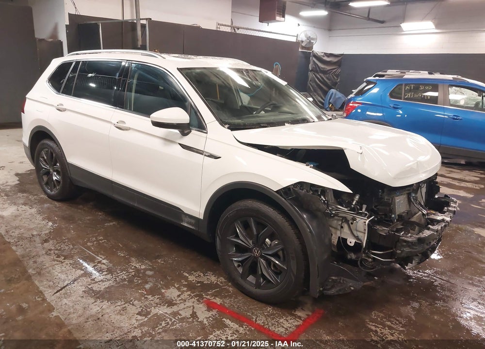 2024 VOLKSWAGEN TIGUAN 2.0T SE/WOLFSBURG EDITION VIN: 3VVMB7AX8RM078277