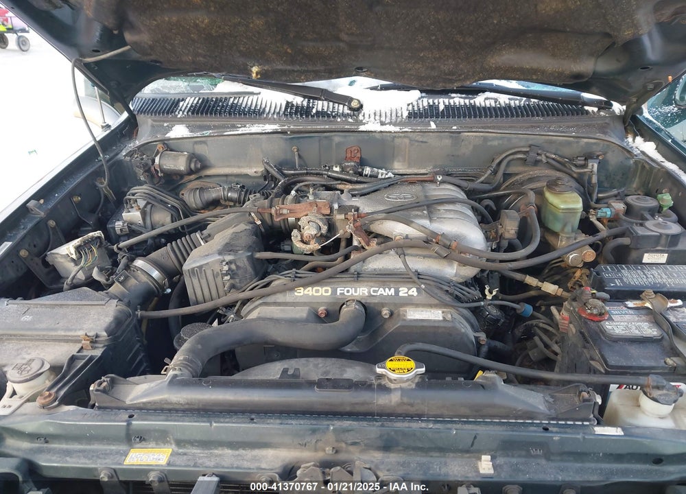 2000 TOYOTA 4RUNNER LIMITED V6 VIN: JT3HN87R9Y0272795