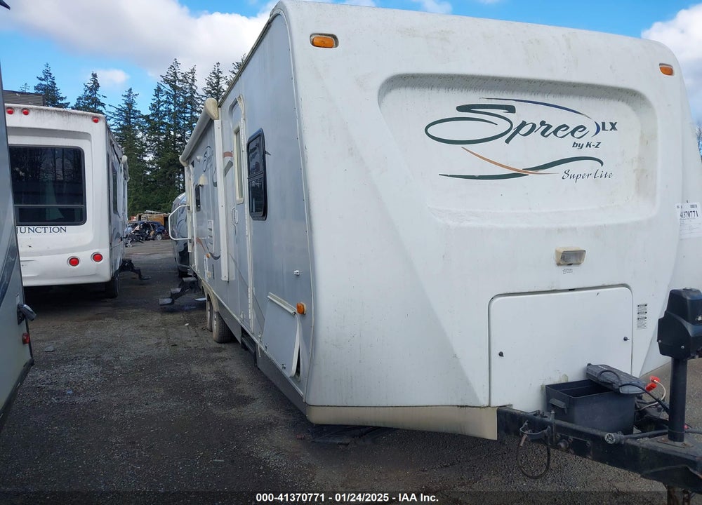 2008 SPREE 323RL VIN: 4EZTP322188038339