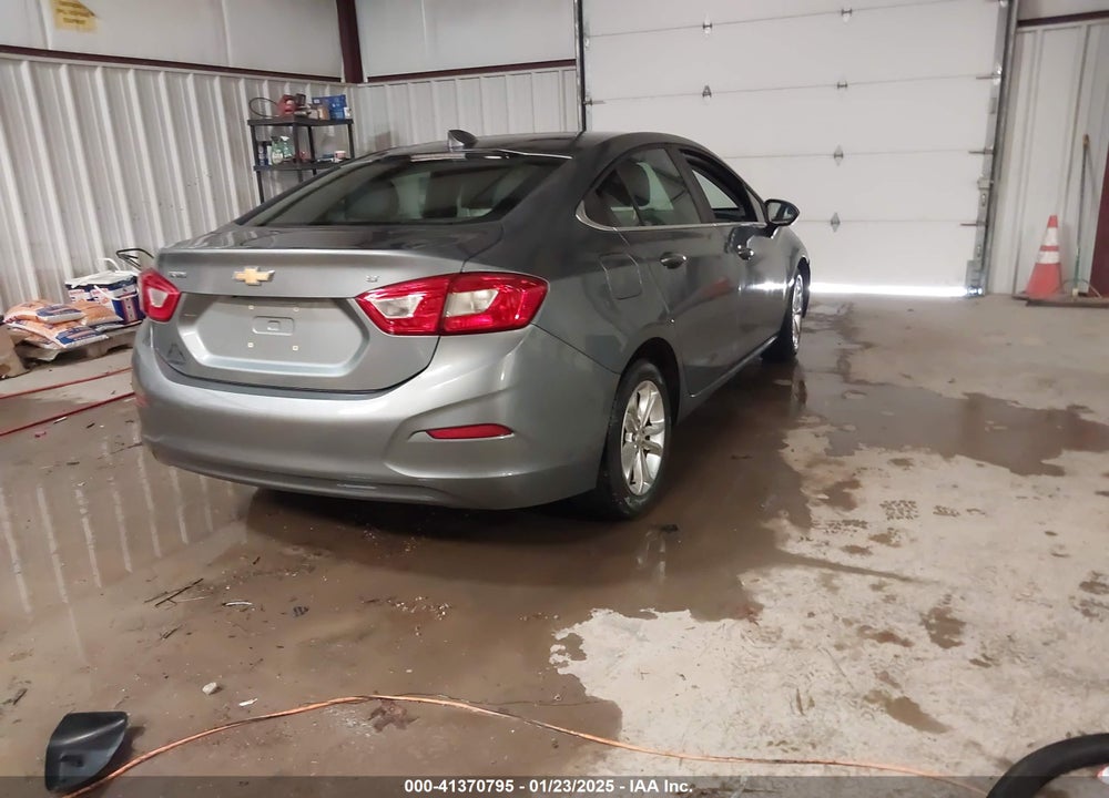 2019 CHEVROLET CRUZE VIN: 1G1BE5SM8K7101538