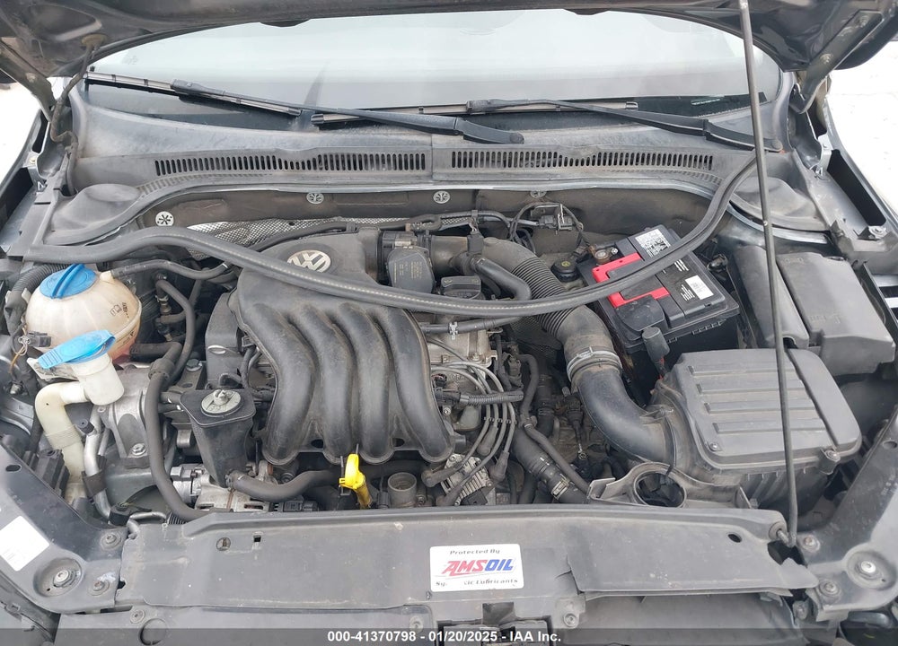 2014 VOLKSWAGEN JETTA VIN: 3VW2K7AJ1EM215195