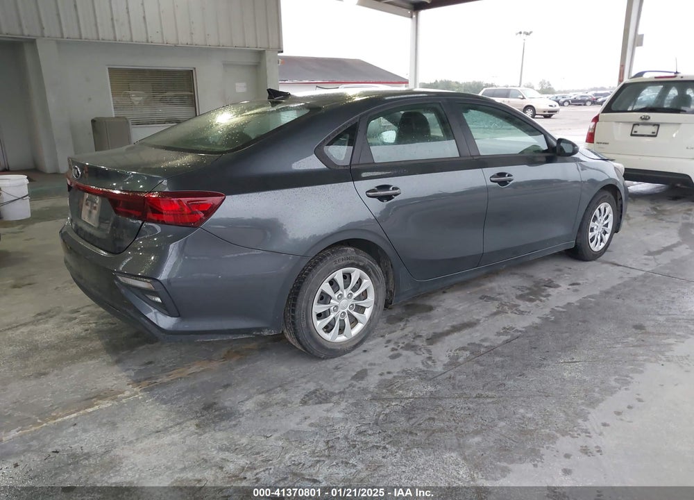 2021 KIA FORTE VIN: 3KPF24AD0ME381696