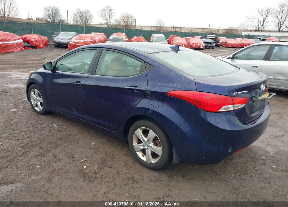 2013 HYUNDAI ELANTRA VIN: 5NPDH4AE7DH413800
