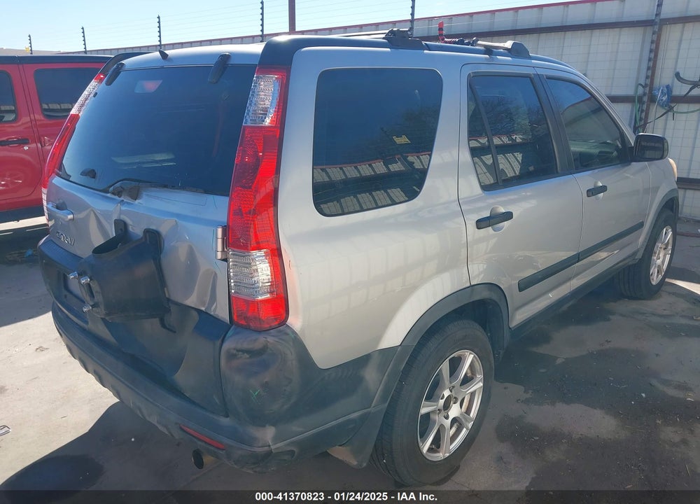 2005 HONDA CR-V LX VIN: JHLRD78505C048093