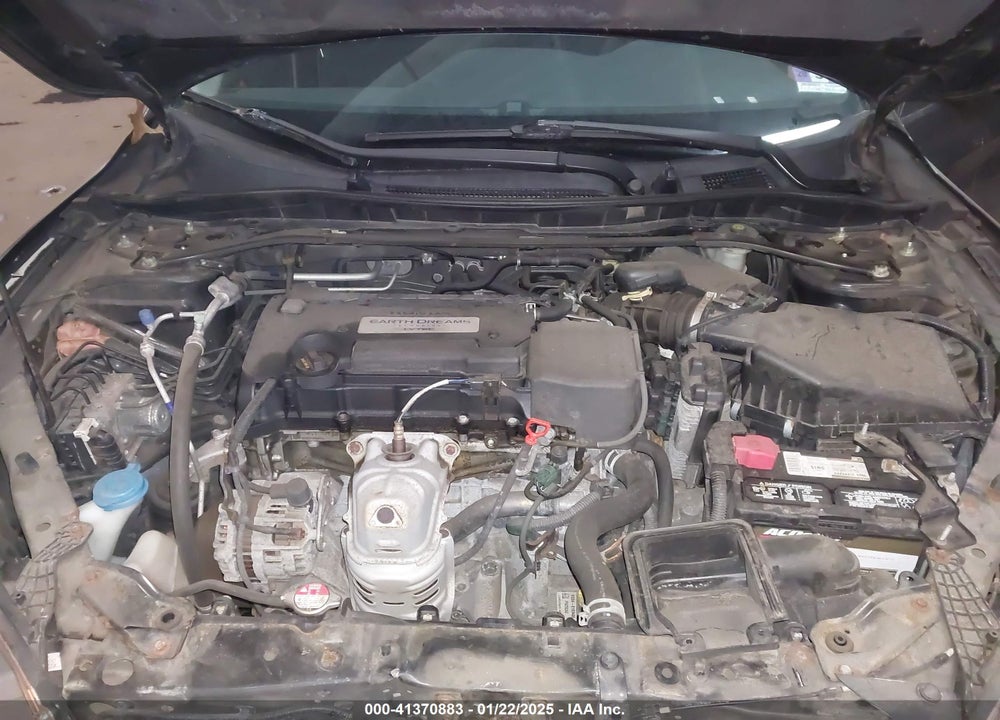 2015 HONDA ACCORD VIN: 1HGCR2F54FA172523