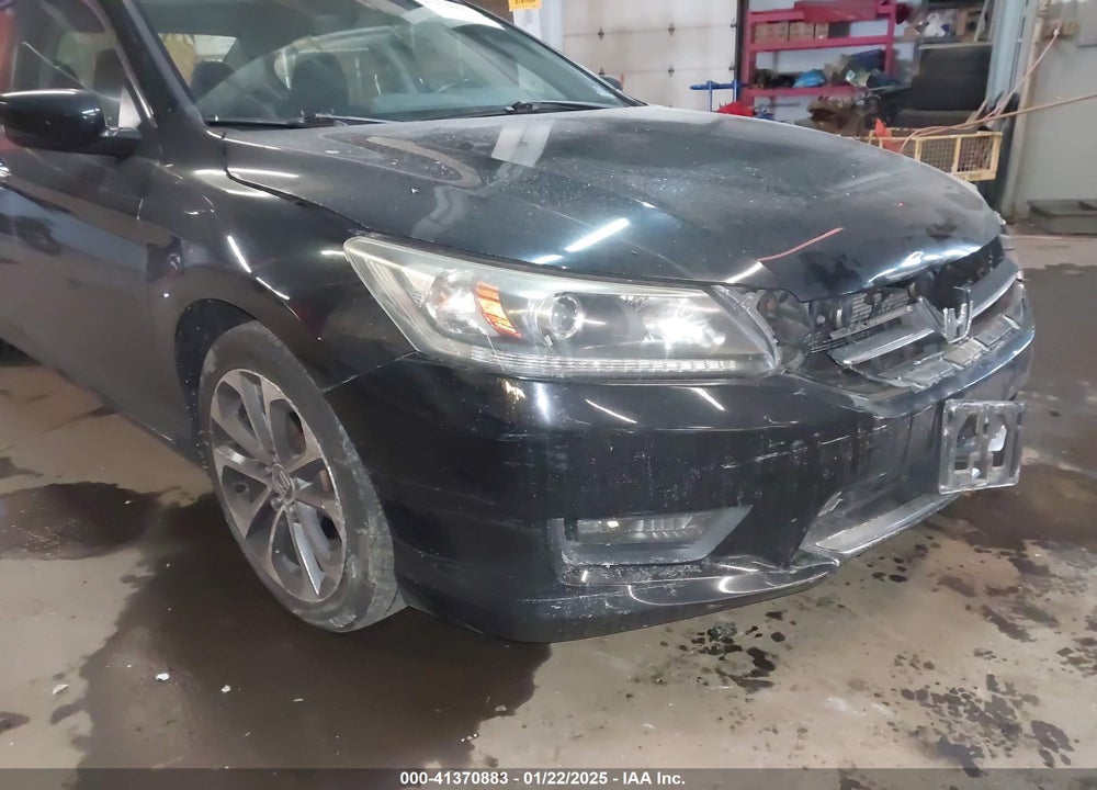 2015 HONDA ACCORD VIN: 1HGCR2F54FA172523
