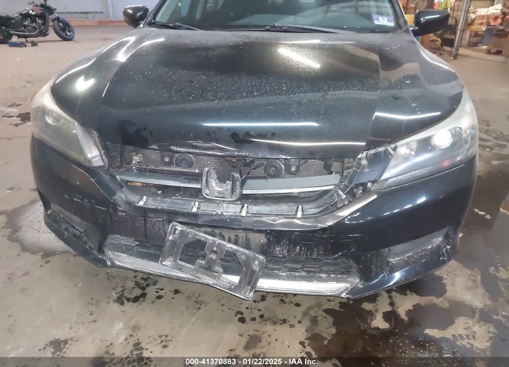 2015 HONDA ACCORD VIN: 1HGCR2F54FA172523