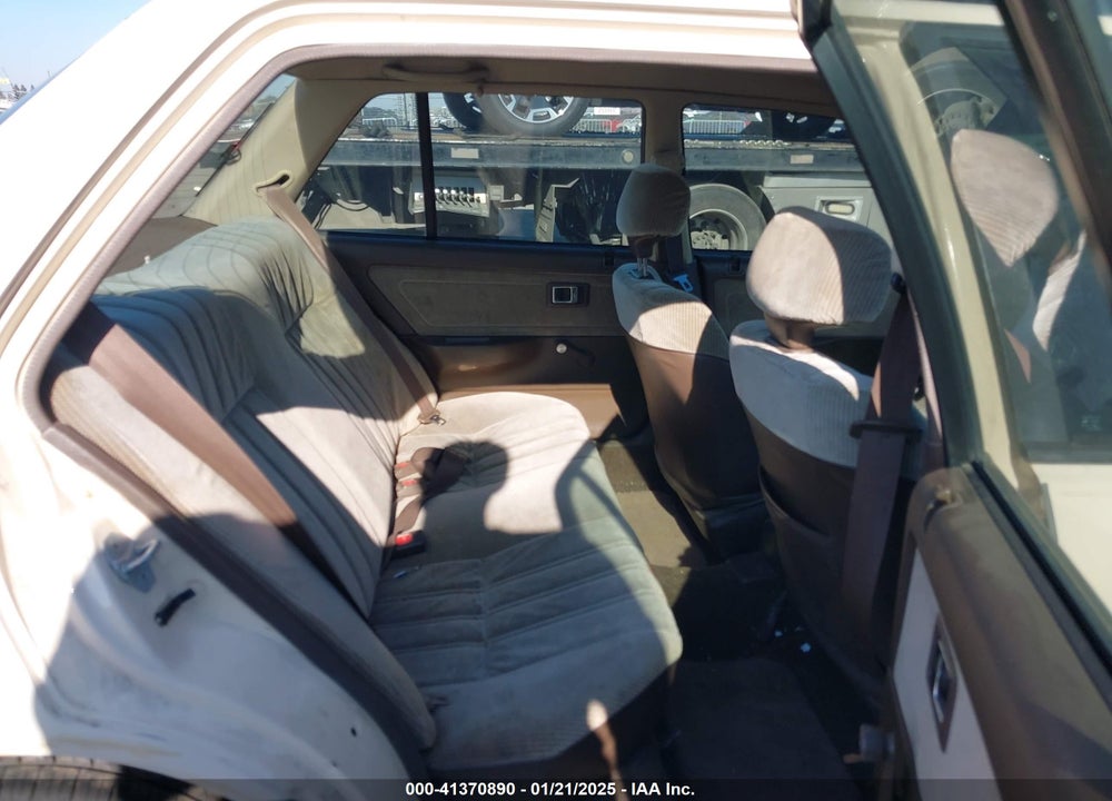 1988 HONDA CIVIC VIN: 1HGED3648JA072213