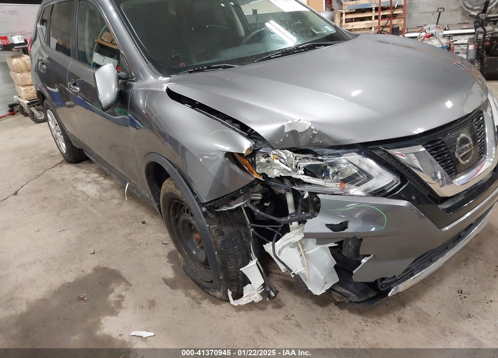 2017 NISSAN ROGUE S VIN: KNMAT2MV5HP571791
