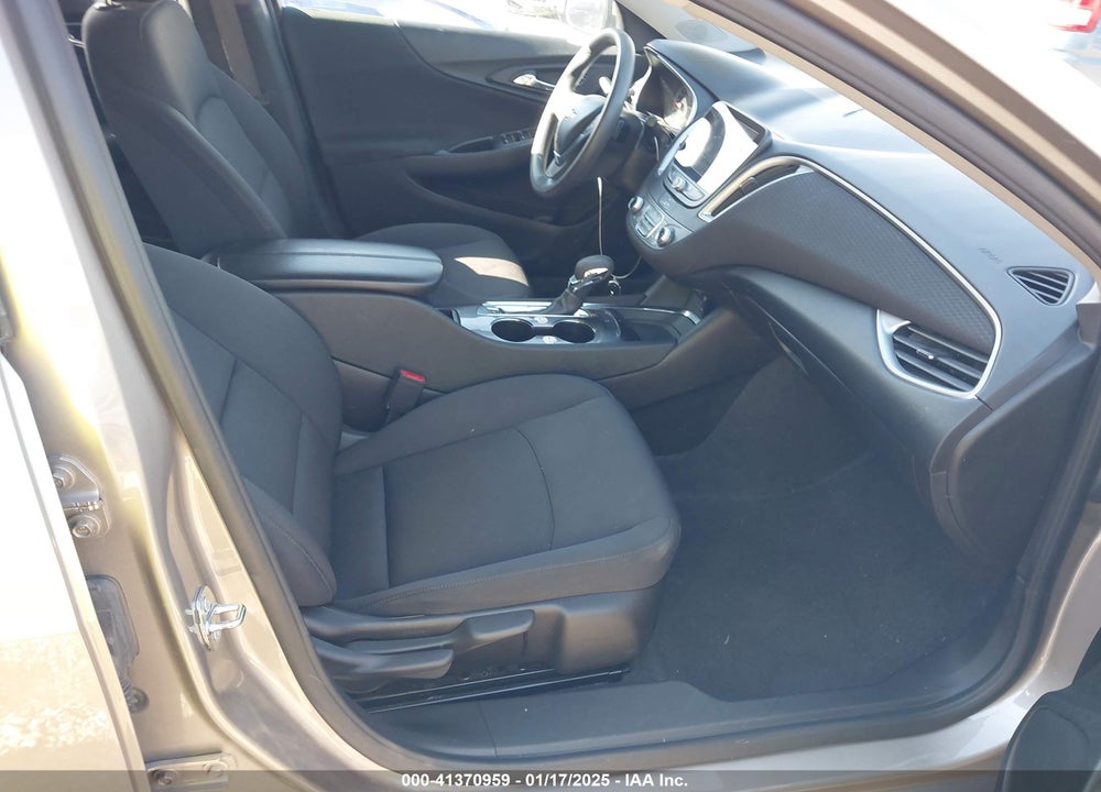 2022 CHEVROLET MALIBU FWD LT VIN: 1G1ZD5ST6NF170196