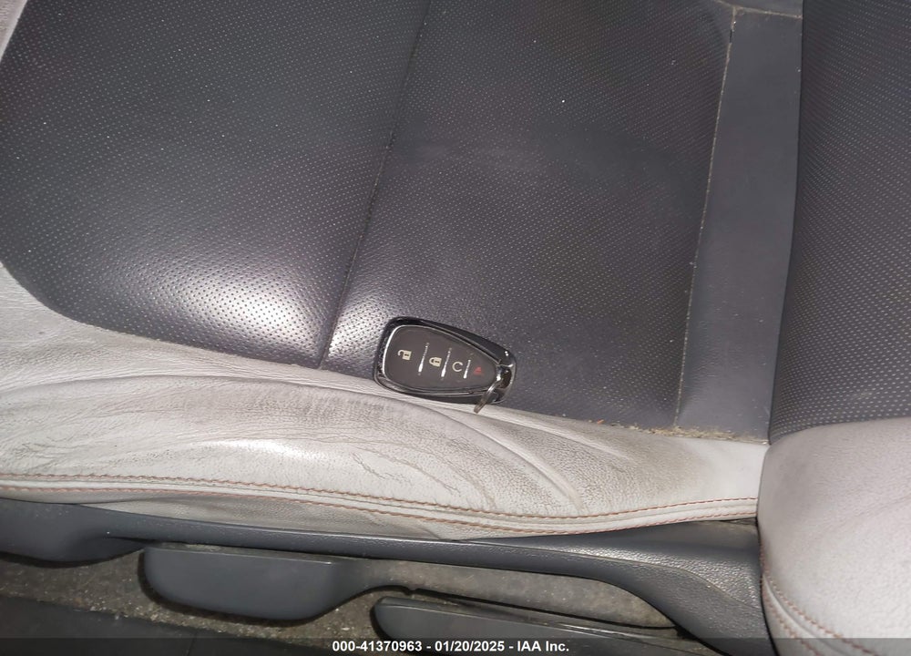 2017 CHEVROLET BOLT EV VIN: 1G1FX6S06H4189613