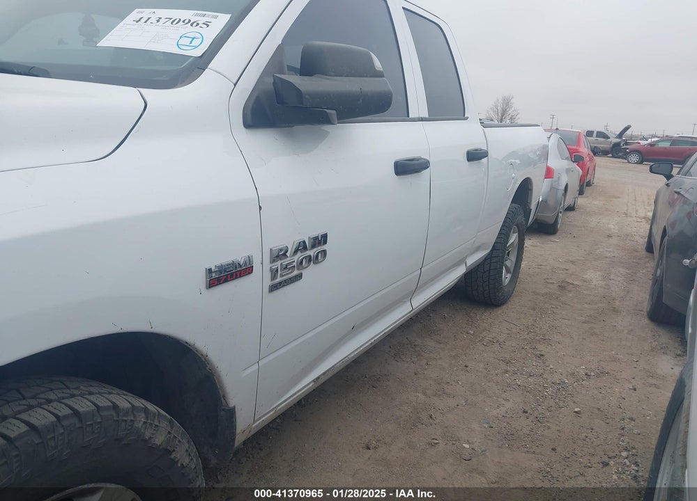 2019 RAM 1500 CLASSIC VIN: 1C6RR7FTXKS553633