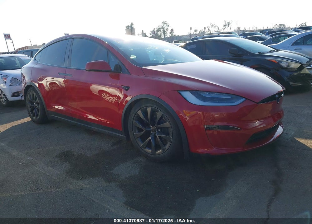 2022 TESLA MODEL X PLAID TRI MOTOR ALL-WHEEL DRIVE VIN: 7SAXCBE65NF357152