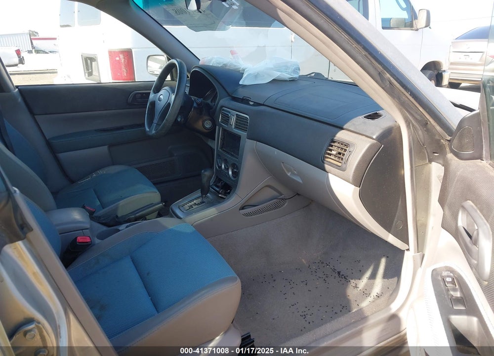 2005 SUBARU FORESTER 2.5X VIN: JF1SG63685H738084