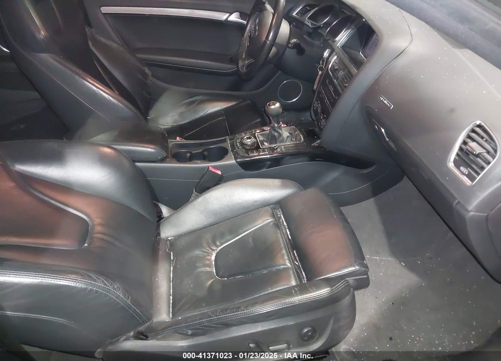 2008 AUDI S5 VIN: WAURV78T18A011012
