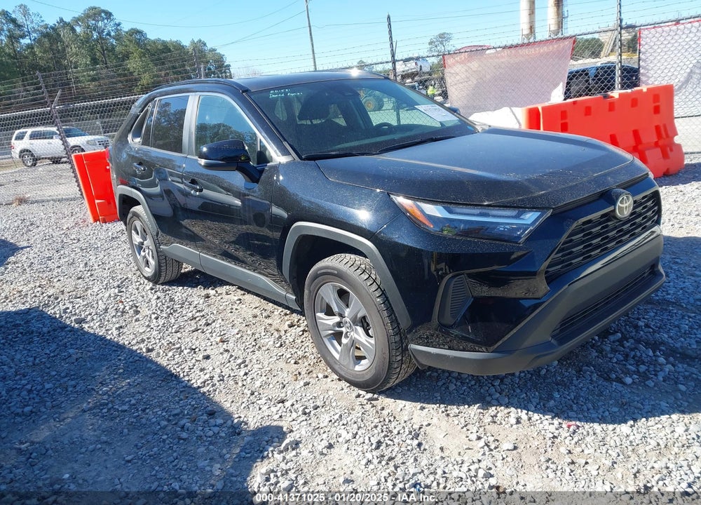 2022 TOYOTA RAV4 XLE VIN: 2T3P1RFV4NW298218