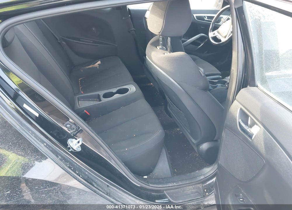 2017 HYUNDAI VELOSTER VIN: KMHTC6AD6HU319718