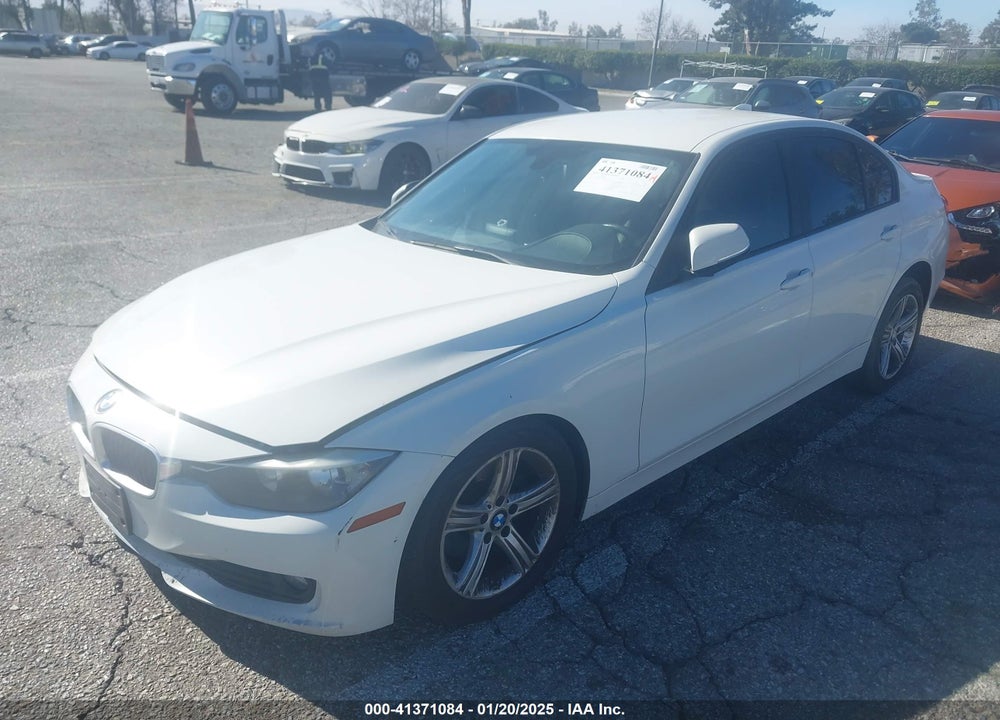 2013 BMW 320I VIN: WBA3B1C52DK129529