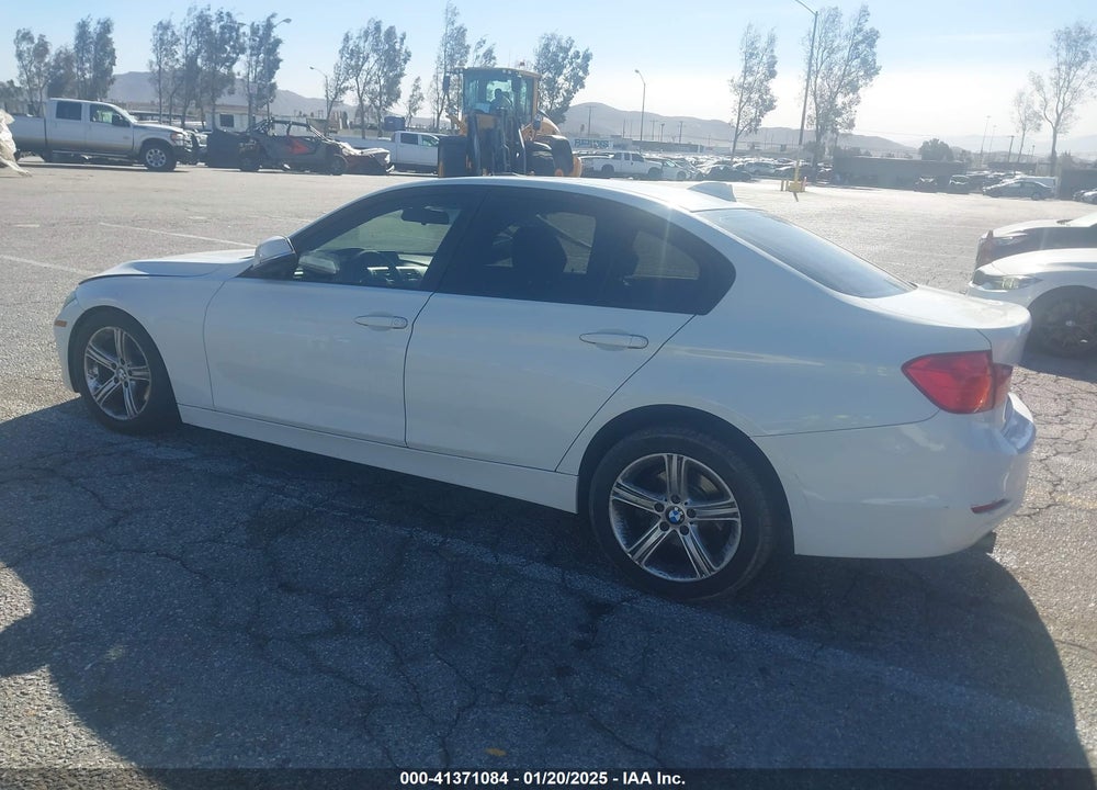 2013 BMW 320I VIN: WBA3B1C52DK129529