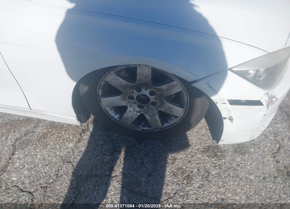 2013 BMW 320I VIN: WBA3B1C52DK129529