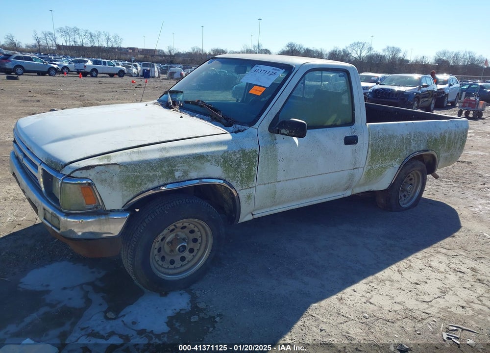 1992 TOYOTA PICKUP 1/2 TON SHORT WHLBASE STB VIN: 4TARN81A9NZ035780