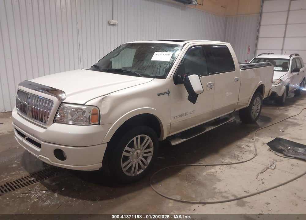 2008 LINCOLN MARK LT VIN: 5LTPW18578FJ01142