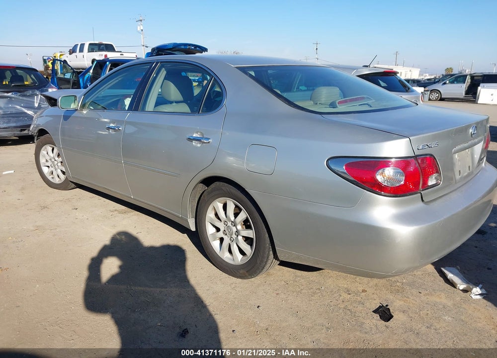2004 LEXUS ES 330 VIN: JTHBA30G640016504