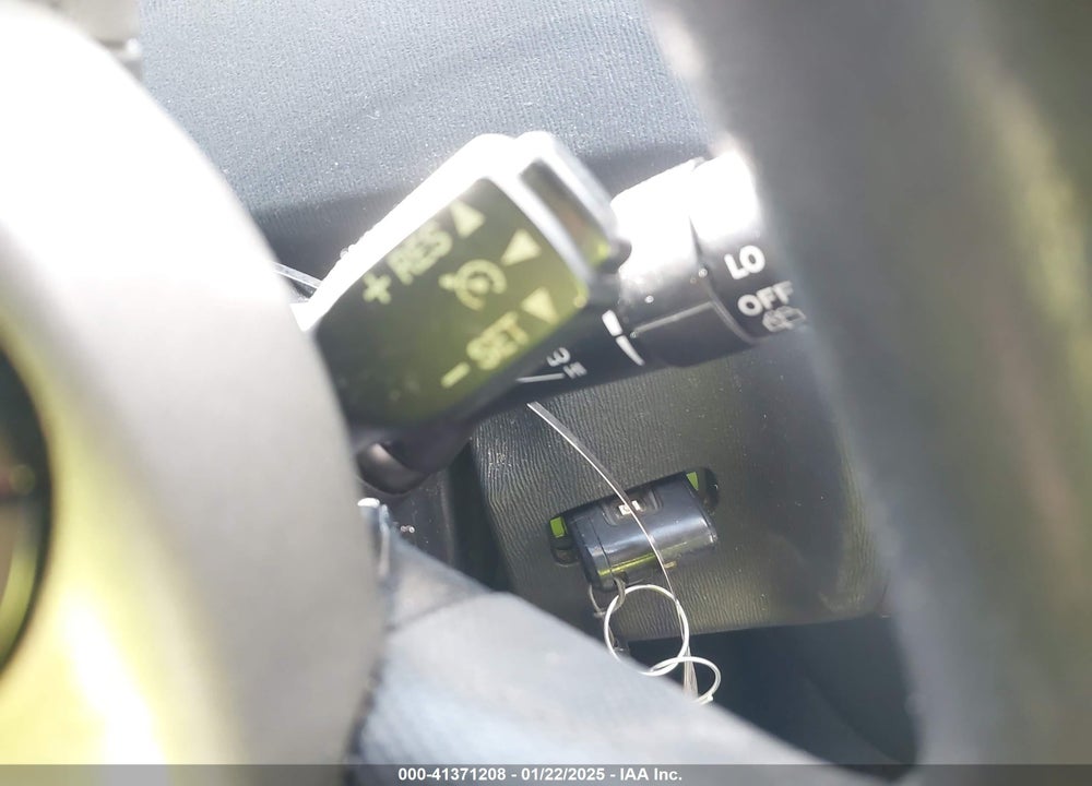2007 TOYOTA PRIUS VIN: JTDKB20U577579778