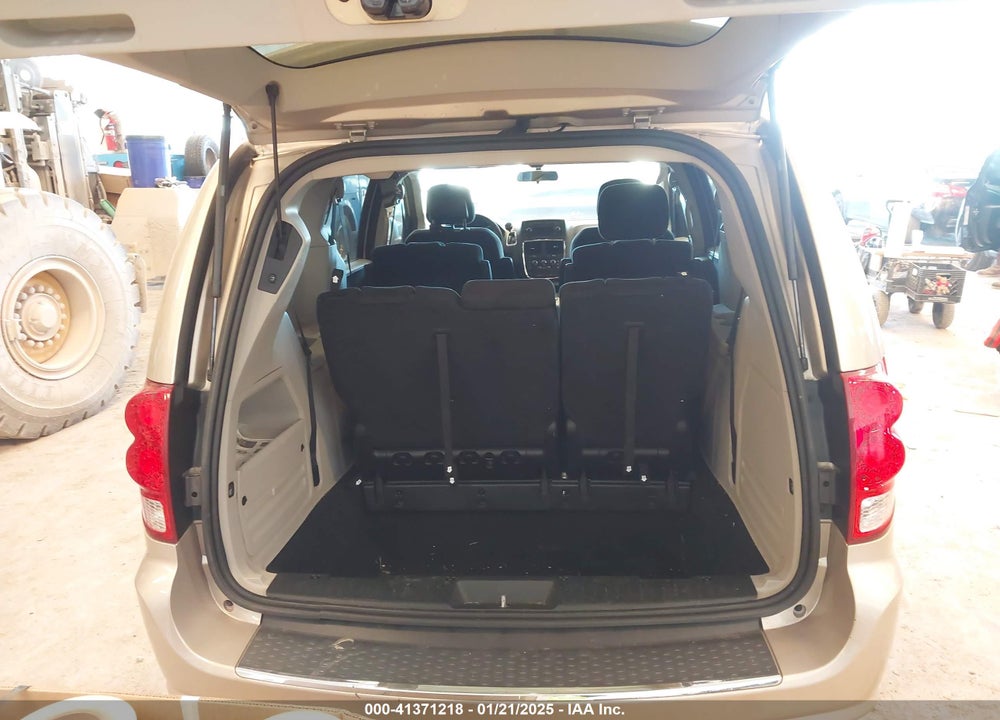 2013 DODGE GRAND CARAVAN SXT VIN: 2C4RDGCG8DR602198