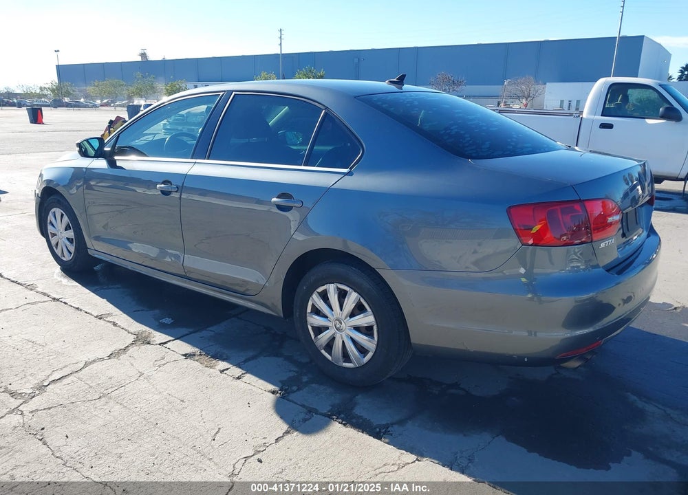 2013 VOLKSWAGEN JETTA VIN: 3VWLP7AJ9DM374471