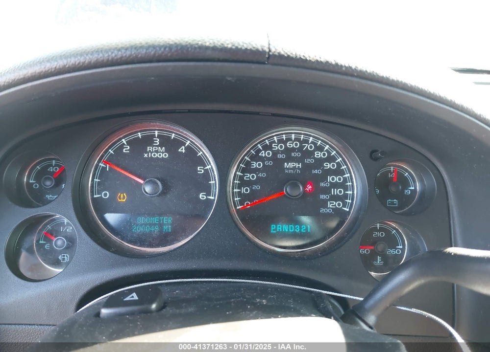 2008 CHEVROLET SUBURBAN 1500 LTZ VIN: 1GNFK16338J235887