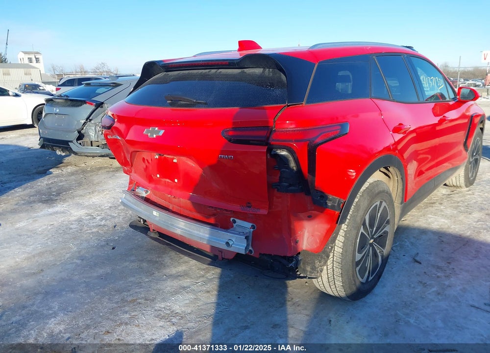 2024 CHEVROLET BLAZER EV EAWD 2LT VIN: 3GNKDBRJ4RS202907
