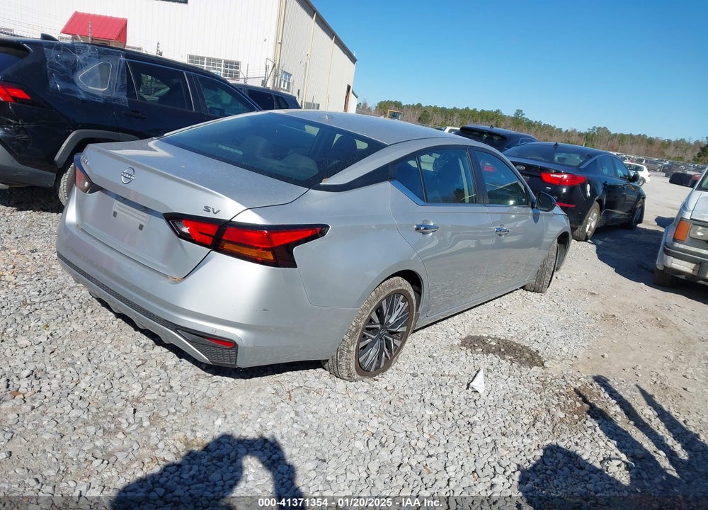 2024 NISSAN ALTIMA SV FWD VIN: 1N4BL4DV0RN375471