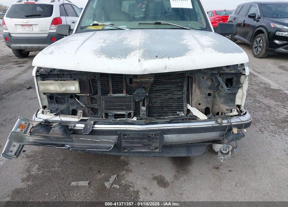 1997 CHEVROLET TAHOE LS VIN: 1GNEC13R0VJ433324