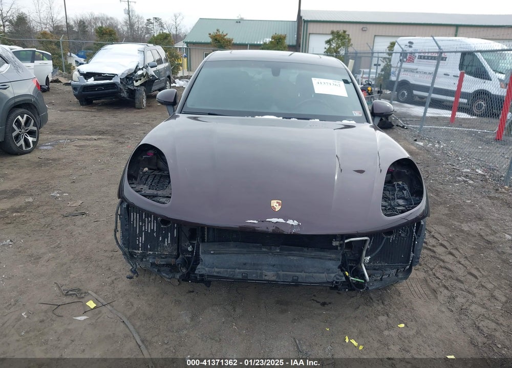 2015 PORSCHE MACAN S VIN: WP1AB2A5XFLB50305