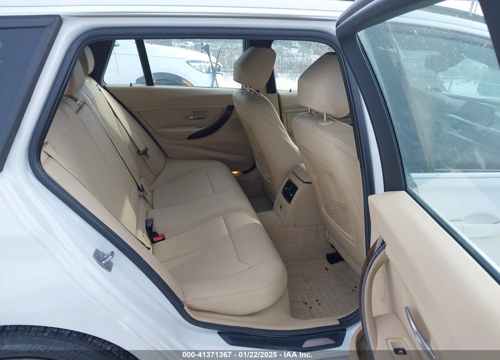 2015 BMW 3 SERIES VIN: WBA3G7C51FK481394